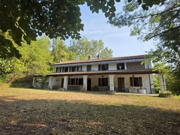 casale in vendita a Montegrosso d'Asti in zona Tana