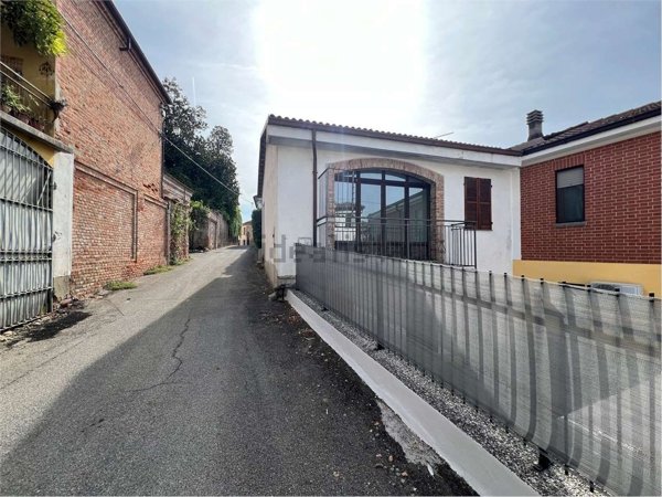 casa indipendente in vendita a Montegrosso d'Asti in zona Gallareto