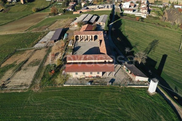 casa indipendente in vendita a Montemagno Monferrato