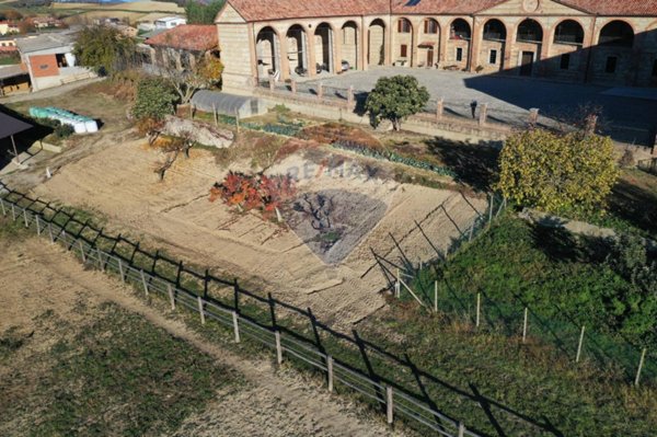 terreno agricolo in vendita a Montemagno Monferrato