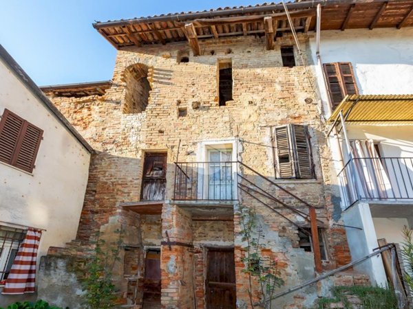 casa indipendente in vendita a Montemagno Monferrato
