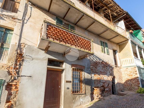 casa indipendente in vendita a Montemagno Monferrato