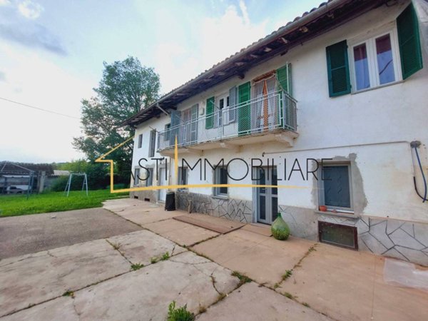 casa indipendente in vendita a Montemagno Monferrato