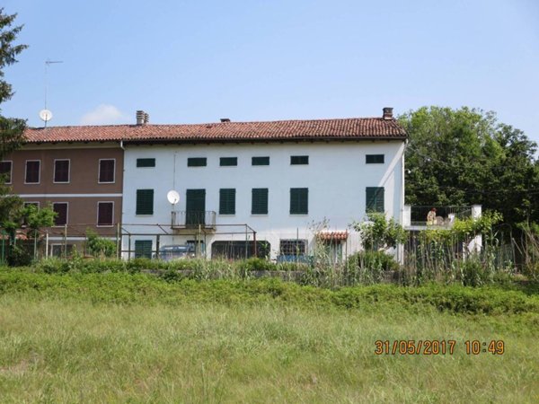 casa indipendente in vendita a Montemagno Monferrato
