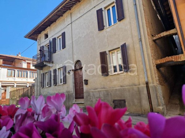 casa indipendente in vendita a Montemagno Monferrato