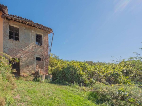 casa indipendente in vendita a Montemagno Monferrato