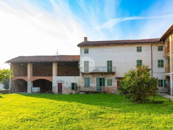 casa indipendente in vendita a Montemagno Monferrato