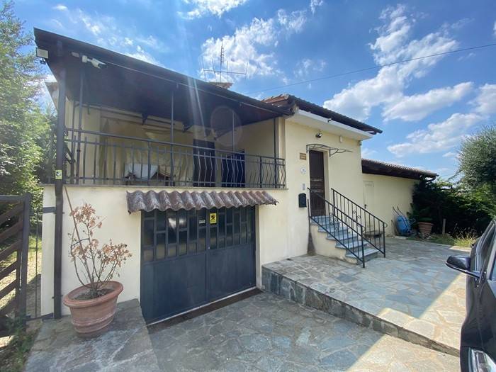 casa indipendente in vendita a Montemagno Monferrato