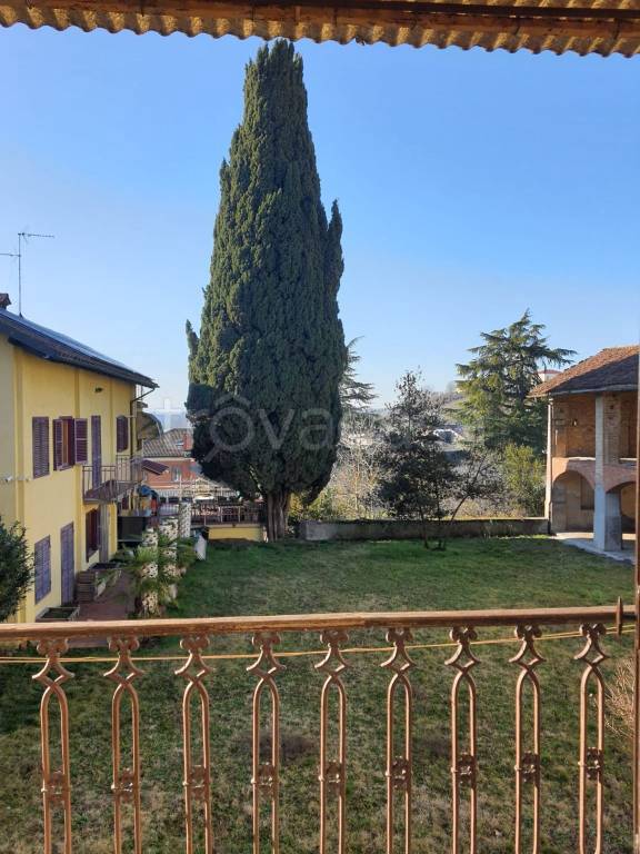 appartamento in vendita a Montemagno Monferrato