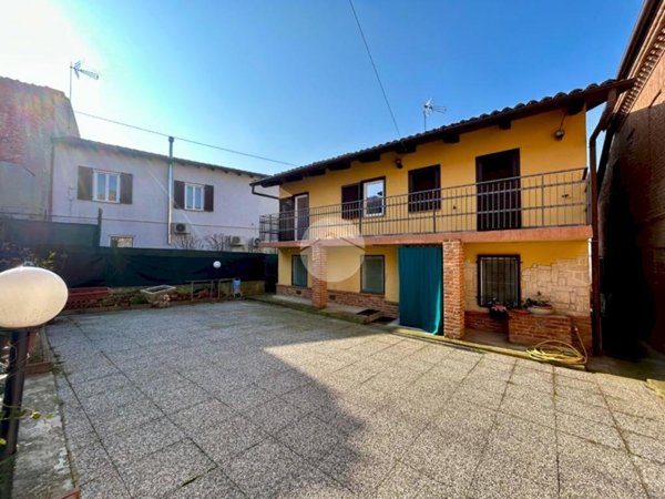 casa indipendente in vendita a Montemagno Monferrato