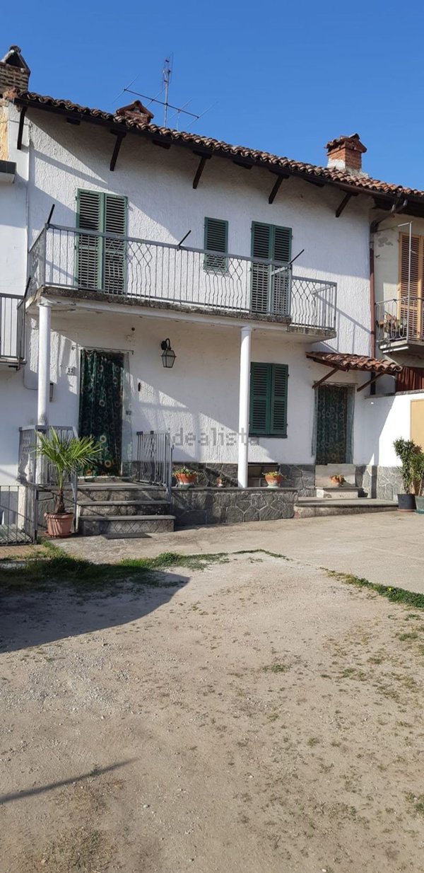 casa indipendente in vendita a Montemagno Monferrato