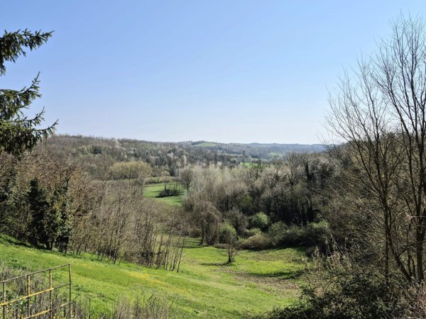 casa indipendente in vendita a Montemagno Monferrato