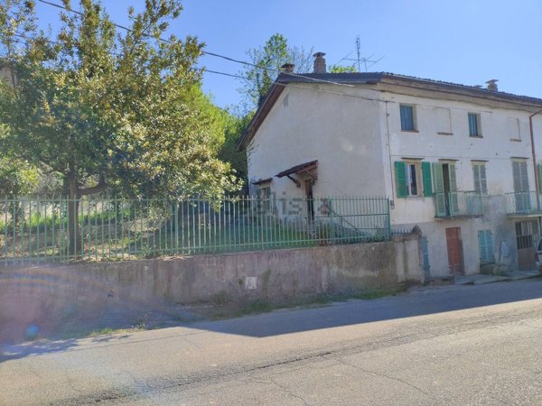 casa indipendente in vendita a Montemagno Monferrato