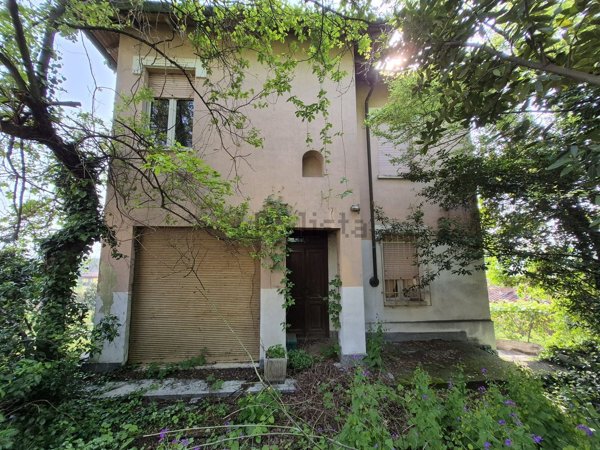 casa indipendente in vendita a Montemagno Monferrato