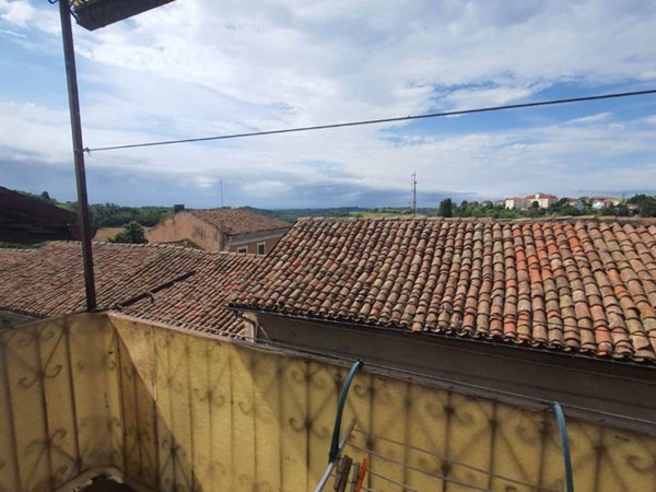 casa indipendente in vendita a Montemagno Monferrato