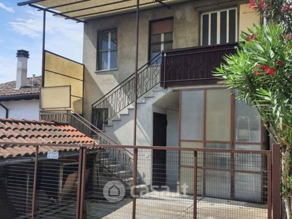 casa indipendente in vendita a Montemagno Monferrato