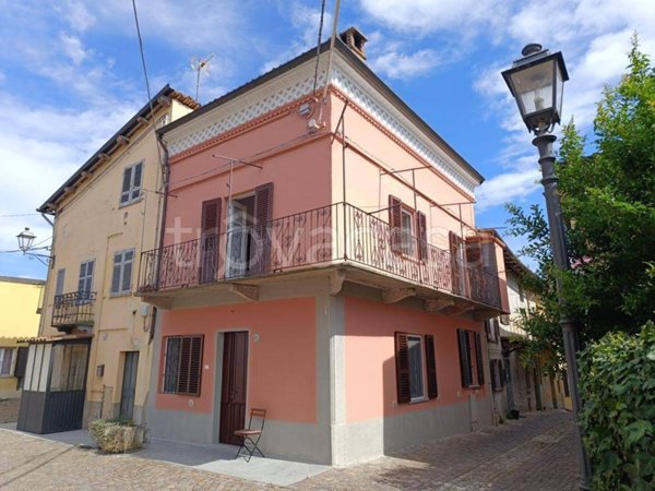 casa indipendente in vendita a Montemagno Monferrato