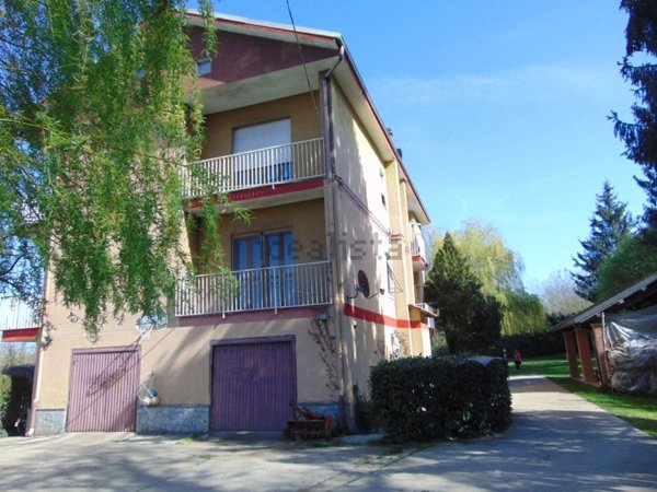casa indipendente in vendita a Nizza Monferrato