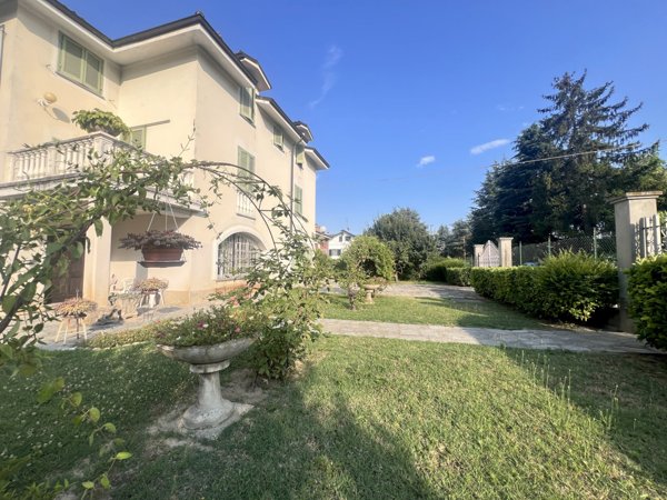 casa indipendente in vendita a Nizza Monferrato