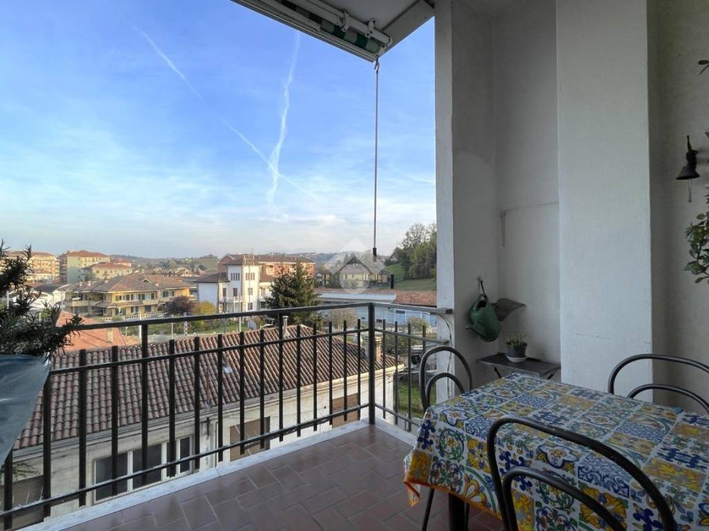 appartamento in vendita a Nizza Monferrato