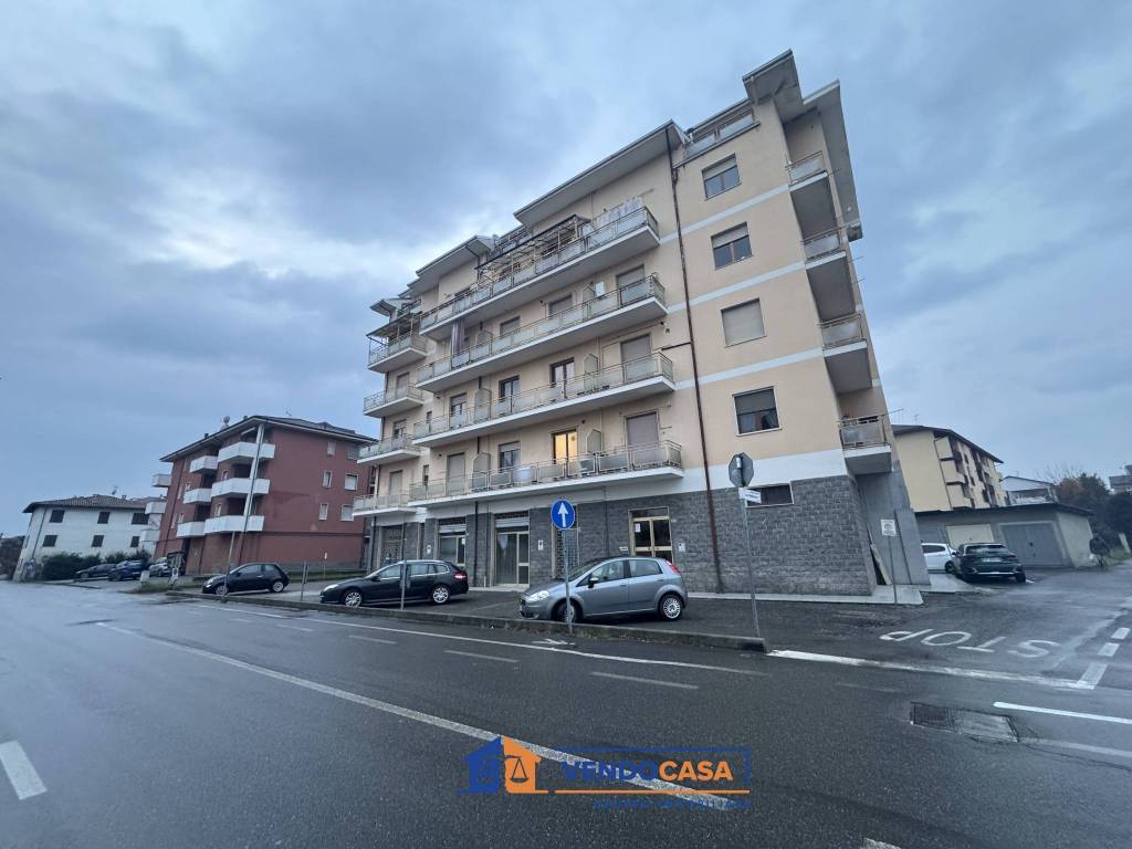 appartamento in vendita a Nizza Monferrato