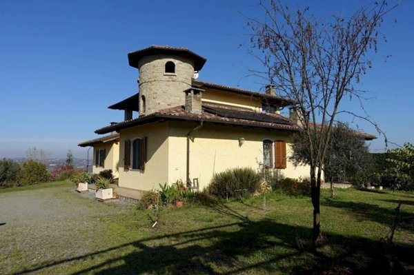 casa indipendente in vendita a Nizza Monferrato