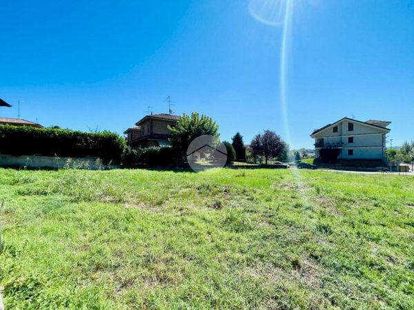terreno edificabile in vendita a Nizza Monferrato