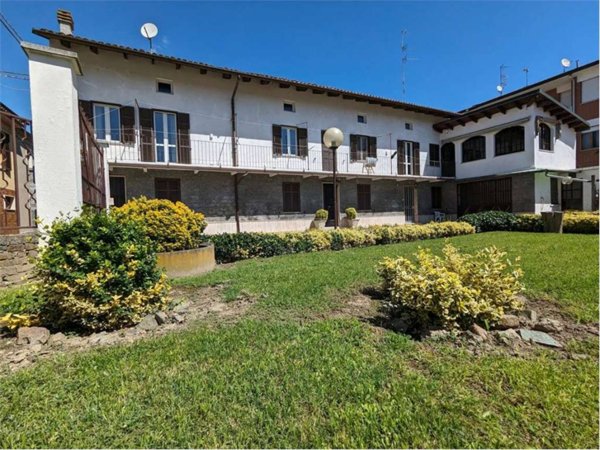 casa indipendente in vendita a Nizza Monferrato