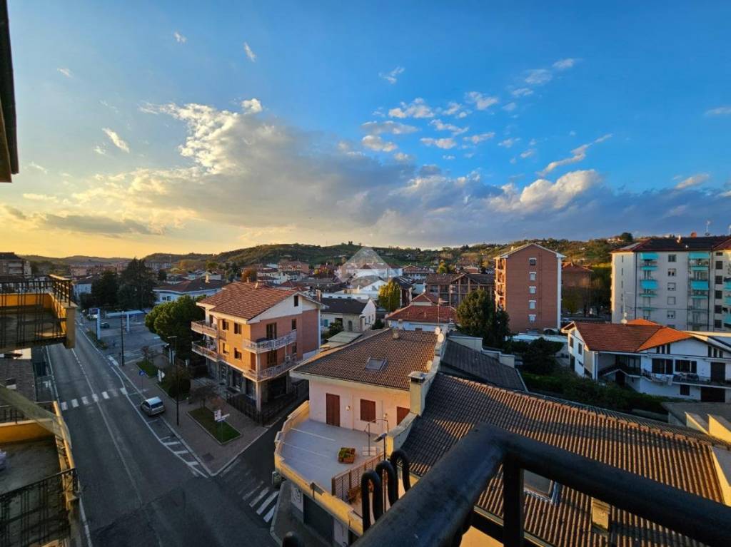 appartamento in vendita a Nizza Monferrato
