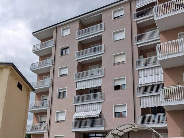 appartamento in vendita a Nizza Monferrato