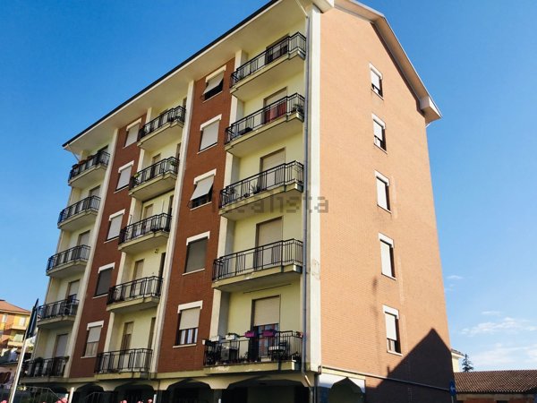 appartamento in vendita a Nizza Monferrato