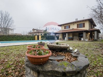 casa indipendente in vendita a Nizza Monferrato