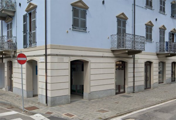 negozio in vendita a Nizza Monferrato