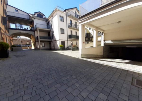 locale di sgombero in vendita a Nizza Monferrato