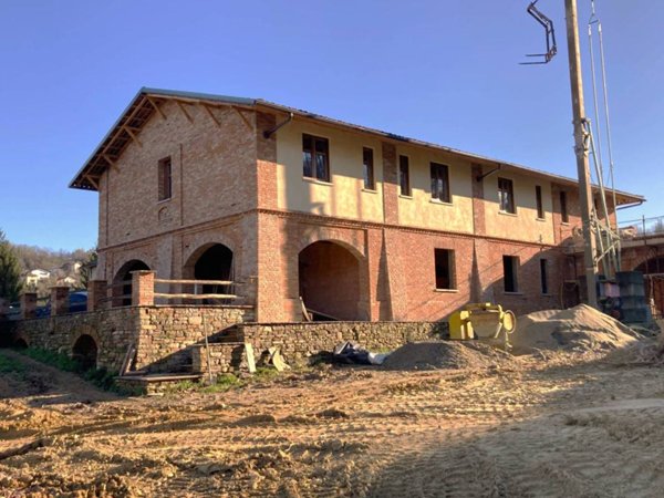 casa indipendente in vendita a Nizza Monferrato