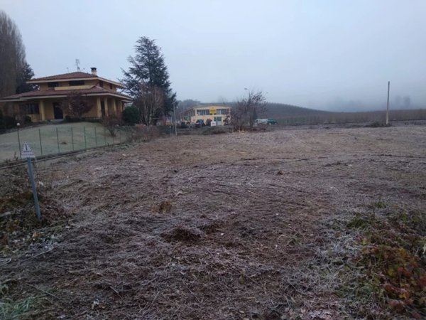 casa indipendente in vendita a Nizza Monferrato