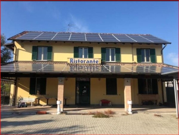 locale di sgombero in vendita a Nizza Monferrato