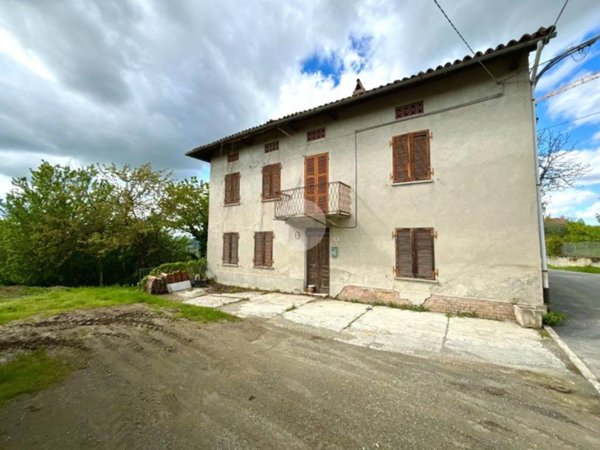 casa indipendente in vendita a Nizza Monferrato