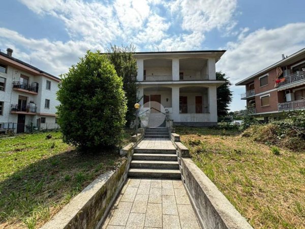 casa indipendente in vendita a Nizza Monferrato