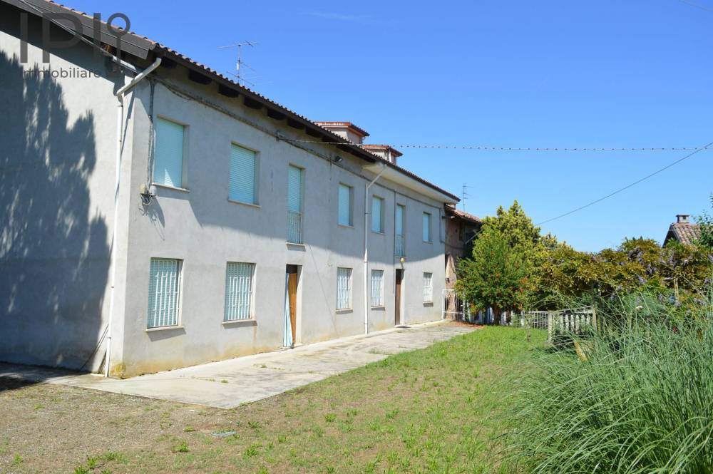 casa indipendente in vendita a Nizza Monferrato