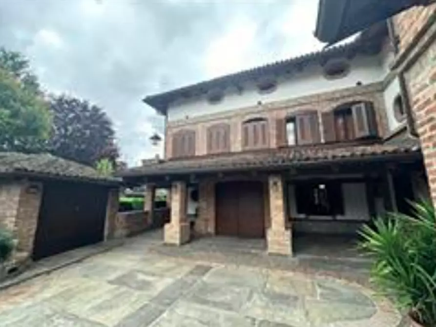 villa in vendita a Nizza Monferrato
