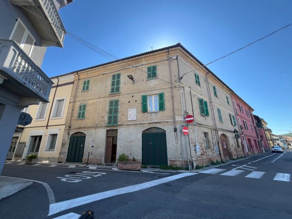 ufficio in vendita a Nizza Monferrato