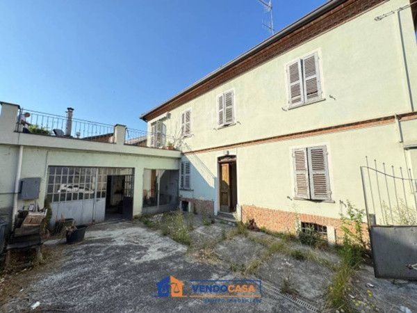casa indipendente in vendita a Nizza Monferrato