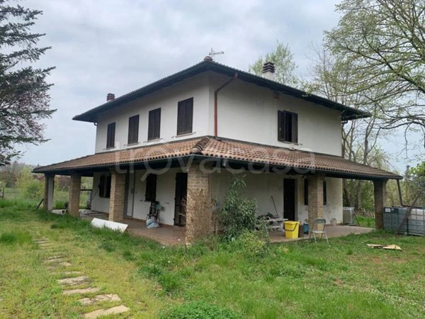 casa indipendente in vendita a Nizza Monferrato