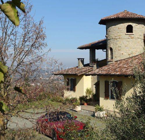 casa indipendente in vendita a Nizza Monferrato