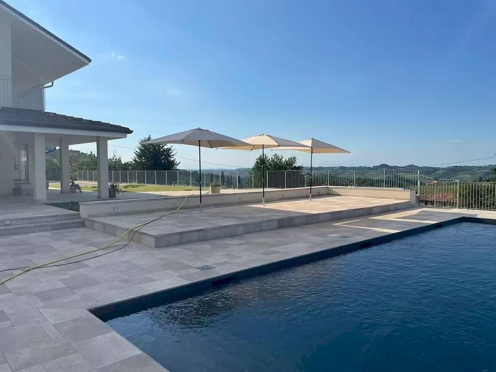 casa indipendente in vendita a Nizza Monferrato