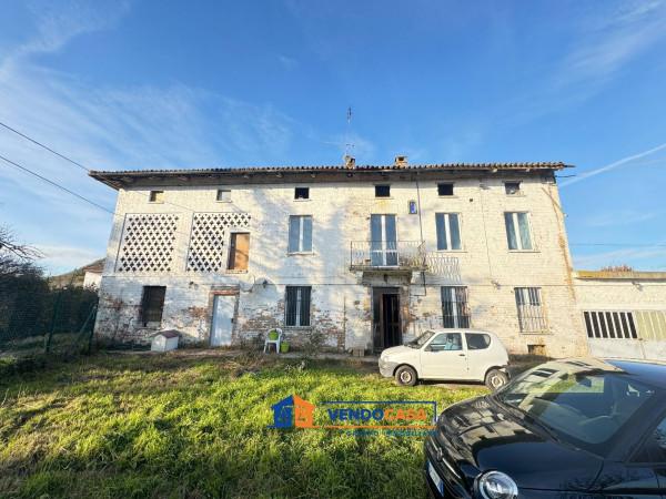 casa indipendente in vendita a Nizza Monferrato