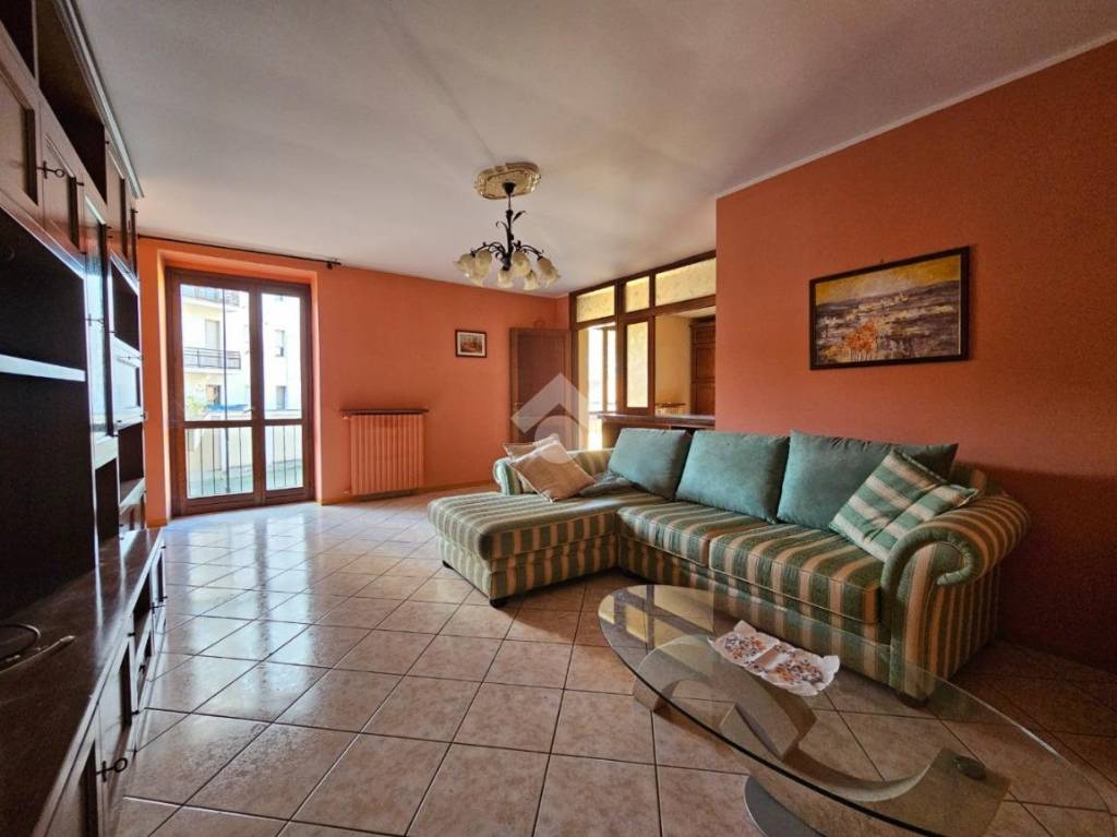 appartamento in vendita a Nizza Monferrato in zona San Michele