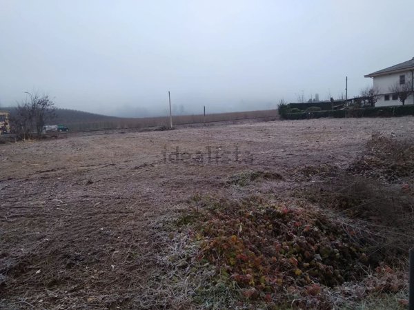 casa indipendente in vendita a Nizza Monferrato