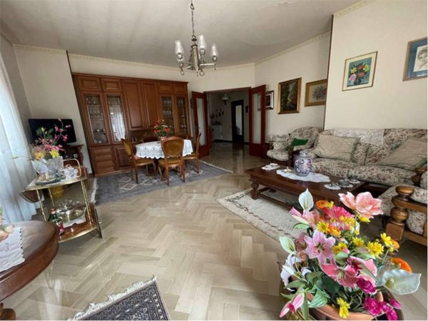 appartamento in vendita a Nizza Monferrato in zona San Michele